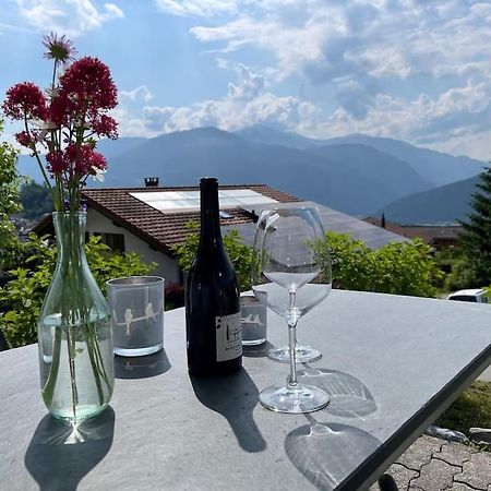 Wohnung Mit Fantastischer Aussicht Trin Esterno foto